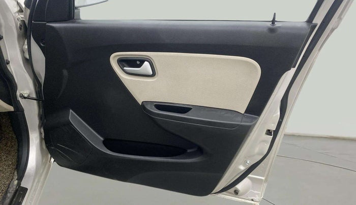 2022 Maruti Alto LXI O, Petrol, Manual, 8,891 km, Driver Side Door Panels Control