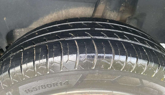 2018 Maruti Dzire VXI, Petrol, Manual, 1,42,731 km, Left Rear Tyre Tread