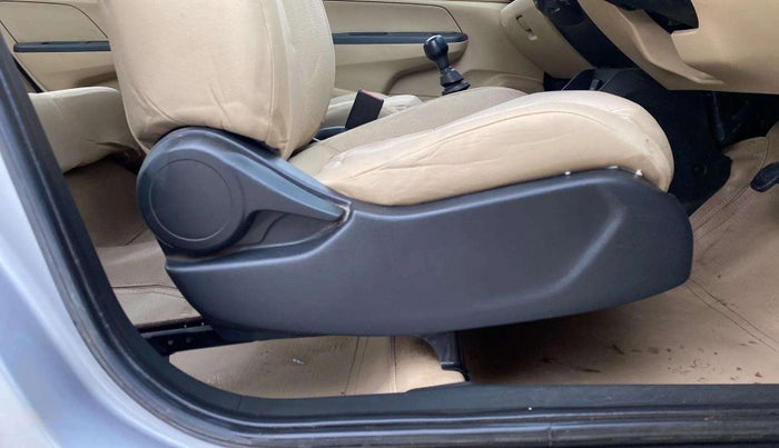 2019 Honda Amaze 1.2L I-VTEC E, Petrol, Manual, 94,089 km, Driver Side Adjustment Panel