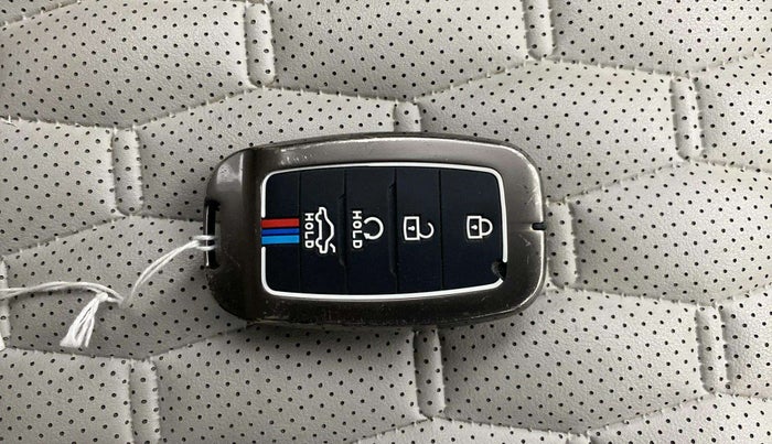 2022 KIA SELTOS HTX PETROL 1.5, Petrol, Manual, 8,365 km, Key Close Up