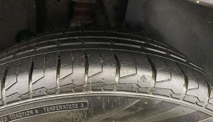 2022 KIA SELTOS HTX PETROL 1.5, Petrol, Manual, 8,365 km, Right Rear Tyre Tread