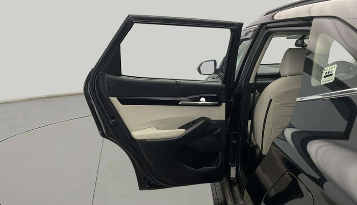 2022 KIA SELTOS HTX PETROL 1.5, Petrol, Manual, 8,365 km, LHS Rear Door