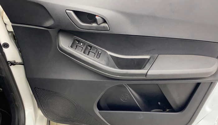 2022 Tata TIAGO NRG XZ AMT, Petrol, Automatic, 33,793 km, Driver Side Door Panels Control