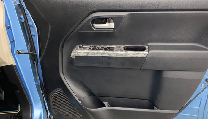 2019 Maruti New Wagon-R VXI 1.2 AMT, Petrol, Automatic, 73,874 km, Driver Side Door Panels Control
