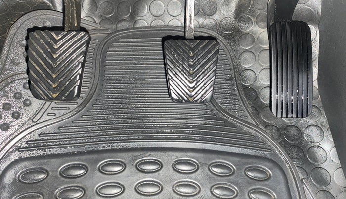 2018 Hyundai Verna 1.6 VTVT SX O, Petrol, Manual, 87,353 km, Pedals