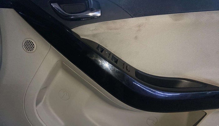 2023 Tata NEXON XZ PLUS PETROL SUNROOF, Petrol, Manual, 29,636 km, Driver Side Door Panels Control