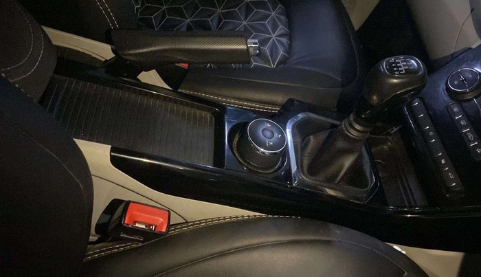 2023 Tata NEXON XZ PLUS PETROL SUNROOF, Petrol, Manual, 29,636 km, Gear Lever