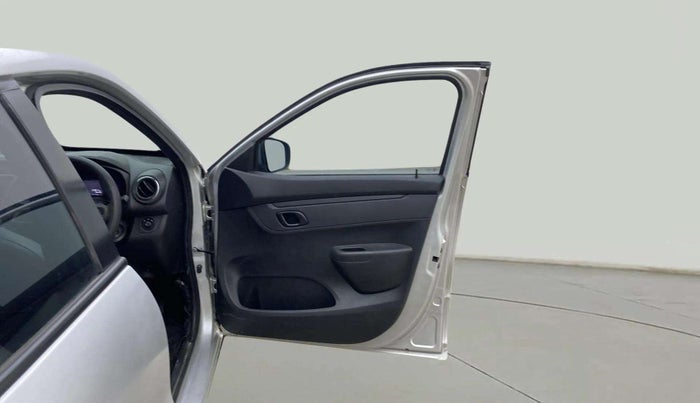 2022 Renault Kwid RXT 1.0, Petrol, Manual, 24,821 km, RHS Front Door