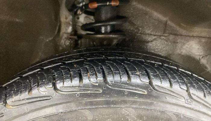 2015 Maruti Alto K10 VXI, Petrol, Manual, 58,010 km, Right Front Tyre Tread