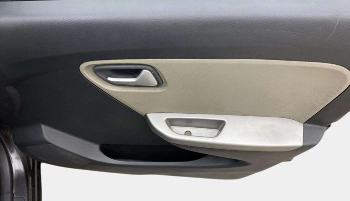 2015 Maruti Alto K10 VXI, Petrol, Manual, 58,010 km, Driver Side Door Panels Control