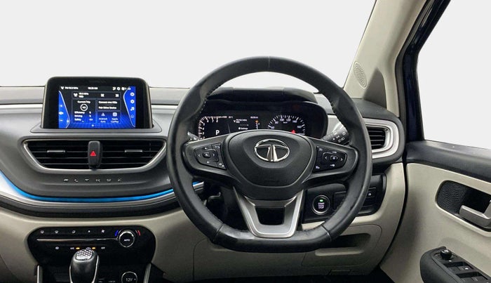 2023 Tata ALTROZ XZA + SUNROOF, Petrol, Automatic, 13,414 km, Steering Wheel Close Up