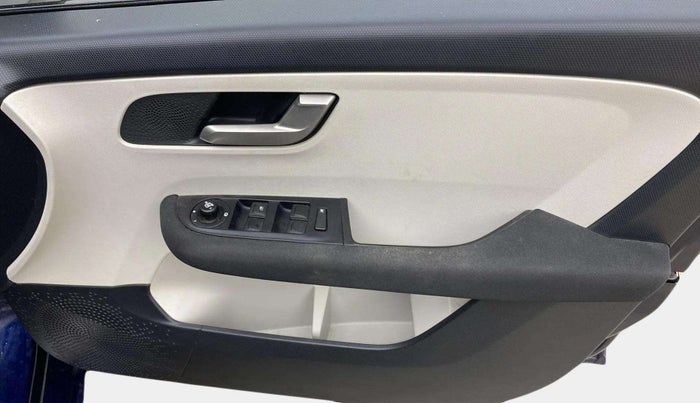 2023 Tata ALTROZ XZA + SUNROOF, Petrol, Automatic, 13,414 km, Driver Side Door Panels Control