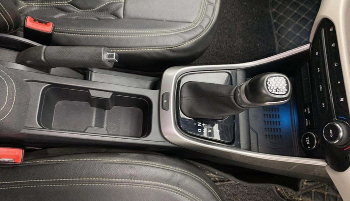 2023 Tata ALTROZ XZA + SUNROOF, Petrol, Automatic, 13,414 km, Gear Lever