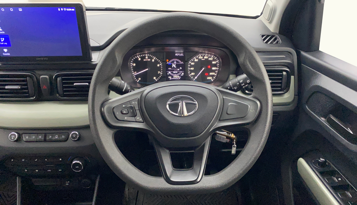 2023 Tata PUNCH ADVENTURE AMT, Petrol, Automatic, 21,982 km, Steering Wheel Close Up