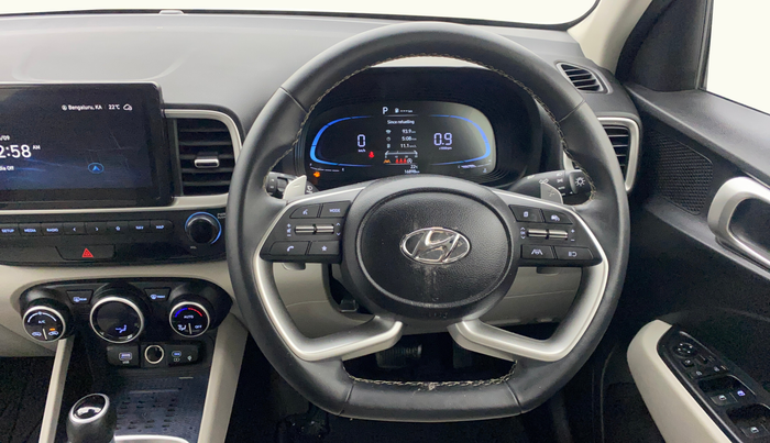 2024 Hyundai VENUE SX (O) 1.0 TURBO DCT, Petrol, Automatic, 16,853 km, Steering Wheel Close Up