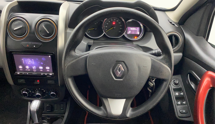 2018 Renault Duster RXS CVT, Petrol, Automatic, 76,221 km, Steering Wheel Close Up