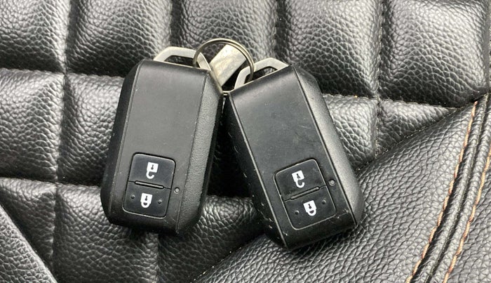 2021 Maruti Baleno ZETA PETROL 1.2, Petrol, Manual, 60,204 km, Key Close Up