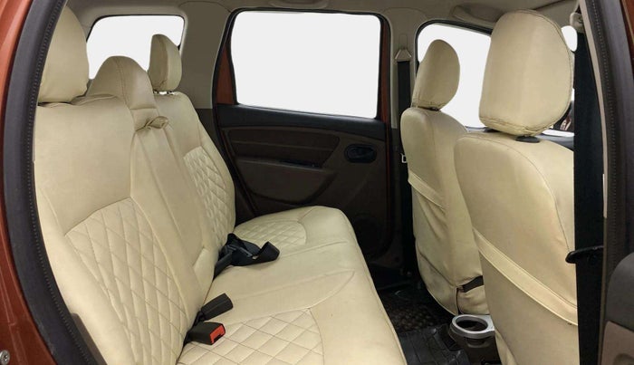 2016 Renault Duster RXL PETROL, Petrol, Manual, 75,565 km, Right Side Rear Door Cabin