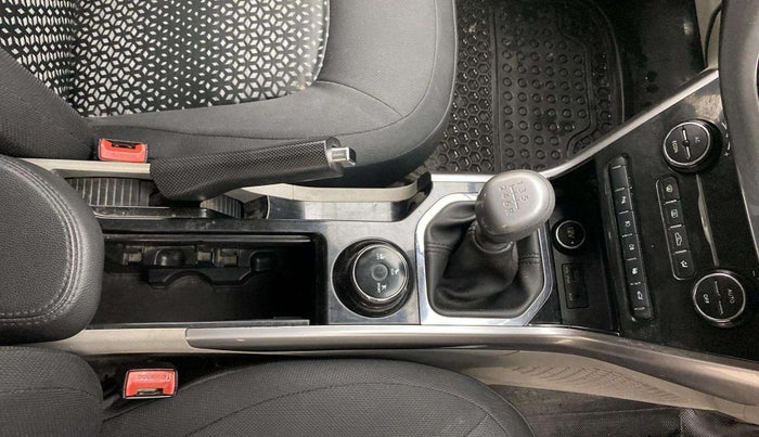 2018 Tata NEXON XZ PLUS DIESEL, Diesel, Manual, 1,33,446 km, Gear Lever