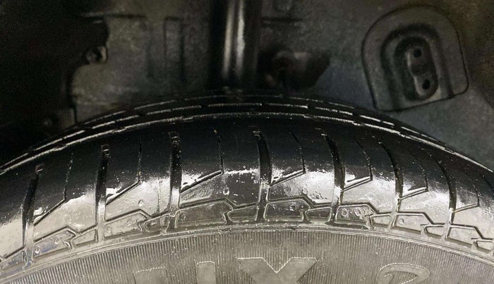 2018 Tata NEXON XZ PLUS DIESEL, Diesel, Manual, 1,33,446 km, Right Rear Tyre Tread