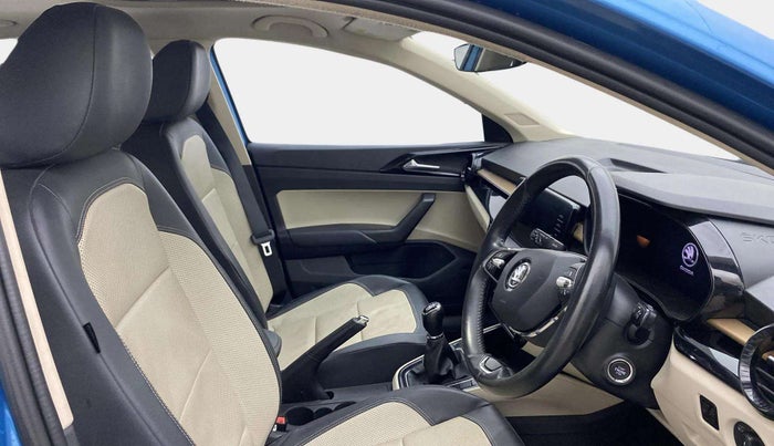 2022 Skoda SLAVIA STYLE 1.0L TSI MT, Petrol, Manual, 65,009 km, Right Side Front Door Cabin