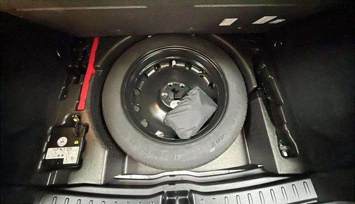 2022 Mercedes Benz GLA Class 200, Petrol, Automatic, 8,653 km, Spare Tyre