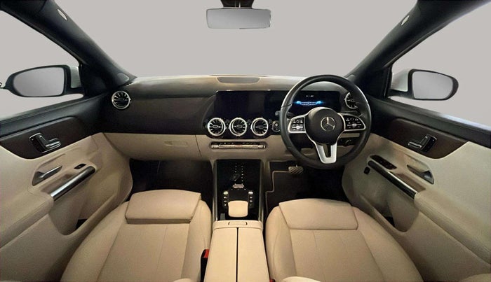 2022 Mercedes Benz GLA Class 200, Petrol, Automatic, 8,653 km, Dashboard