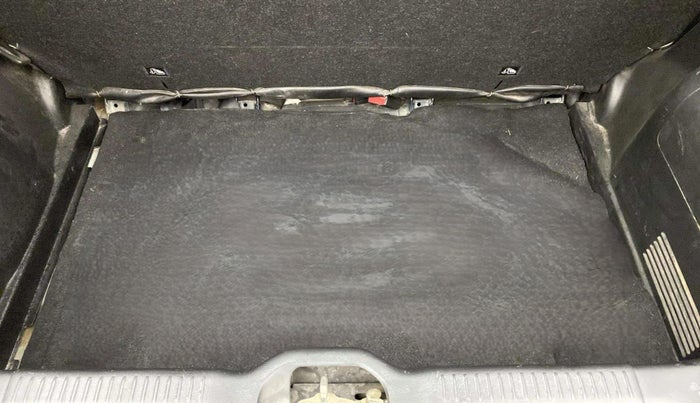 2020 Maruti Swift LXI, Petrol, Manual, 1,21,633 km, Boot Inside