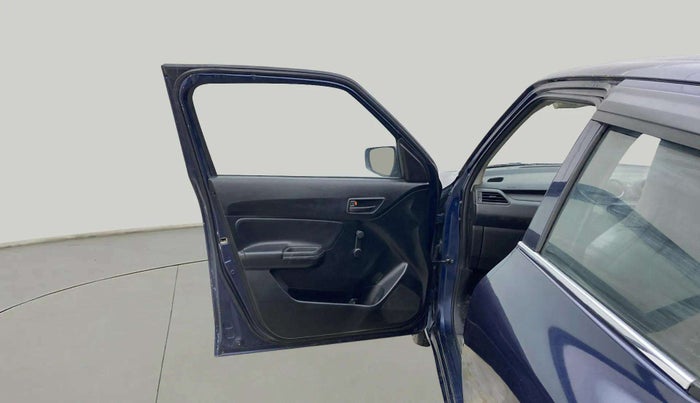 2020 Maruti Swift LXI, Petrol, Manual, 1,21,633 km, LHS Front Door