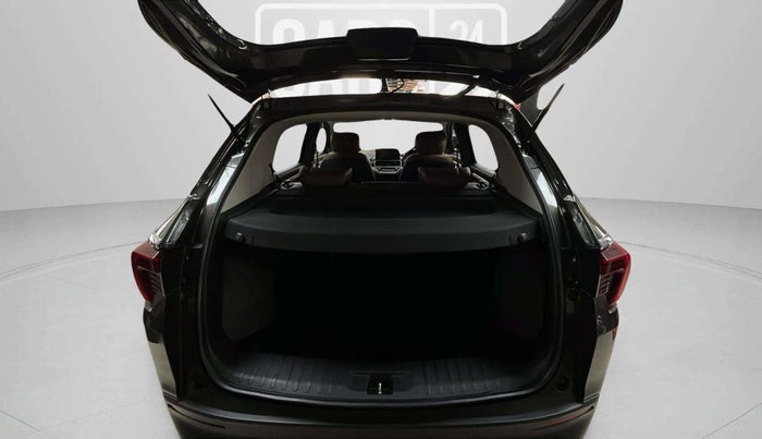2023 Honda ELEVATE ZX CVT, Petrol, Automatic, 20,610 km, Boot Door Open