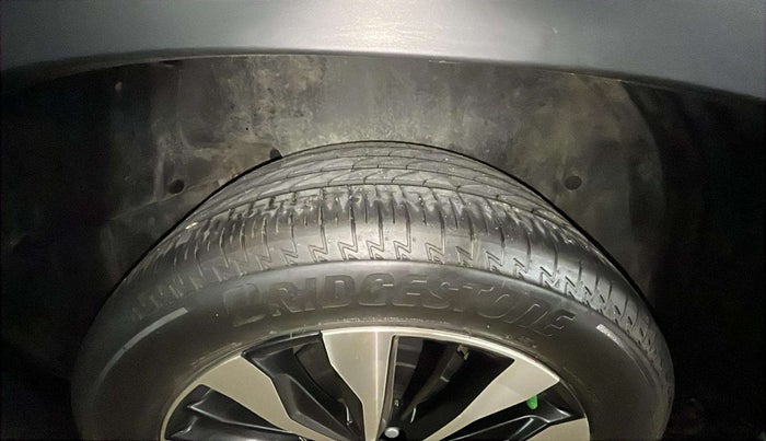 2023 Honda ELEVATE ZX CVT, Petrol, Automatic, 20,610 km, Right Front Tyre Tread