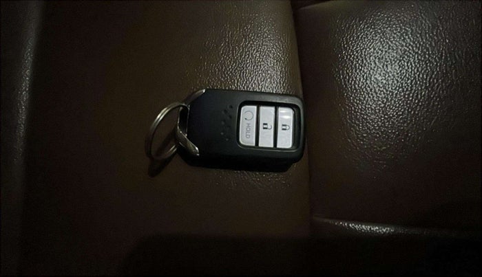 2023 Honda ELEVATE ZX CVT, Petrol, Automatic, 20,610 km, Key Close Up