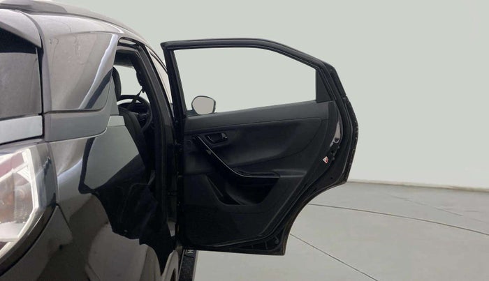 2022 Tata NEXON XZA PLUS (O) DIESEL DARK EDITION, Diesel, Automatic, 44,002 km, RHS Rear Door
