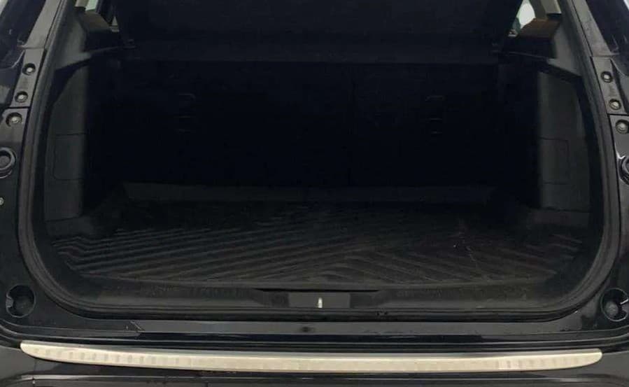 2024 Toyota URBAN CRUISER HYRYDER V NEO DRIVE, Petrol, Manual, 10,399 km, Boot Inside