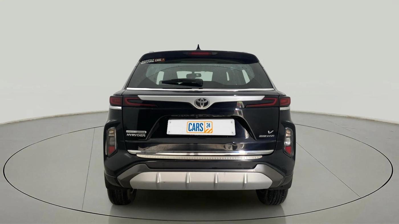 2024 Toyota URBAN CRUISER HYRYDER V NEO DRIVE, Petrol, Manual, 10,399 km, Back/Rear