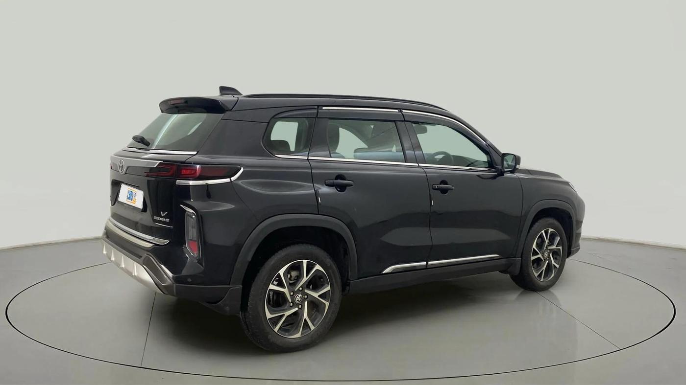 2024 Toyota URBAN CRUISER HYRYDER V NEO DRIVE, Petrol, Manual, 10,399 km, Right Back Diagonal