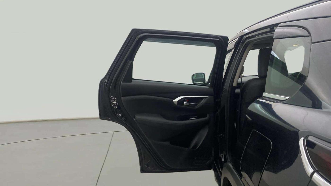 2024 Toyota URBAN CRUISER HYRYDER V NEO DRIVE, Petrol, Manual, 10,399 km, LHS Rear Door