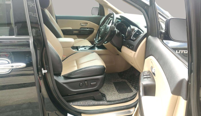 2020 KIA CARNIVAL LIMOUSINE 2.2 7 STR, Diesel, Automatic, 55,839 km, Right Side Front Door Cabin