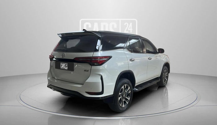 2022 Toyota Fortuner 4X4 AT 2.8 LEGENDER, Diesel, Automatic, 61,622 km, Right Back Diagonal