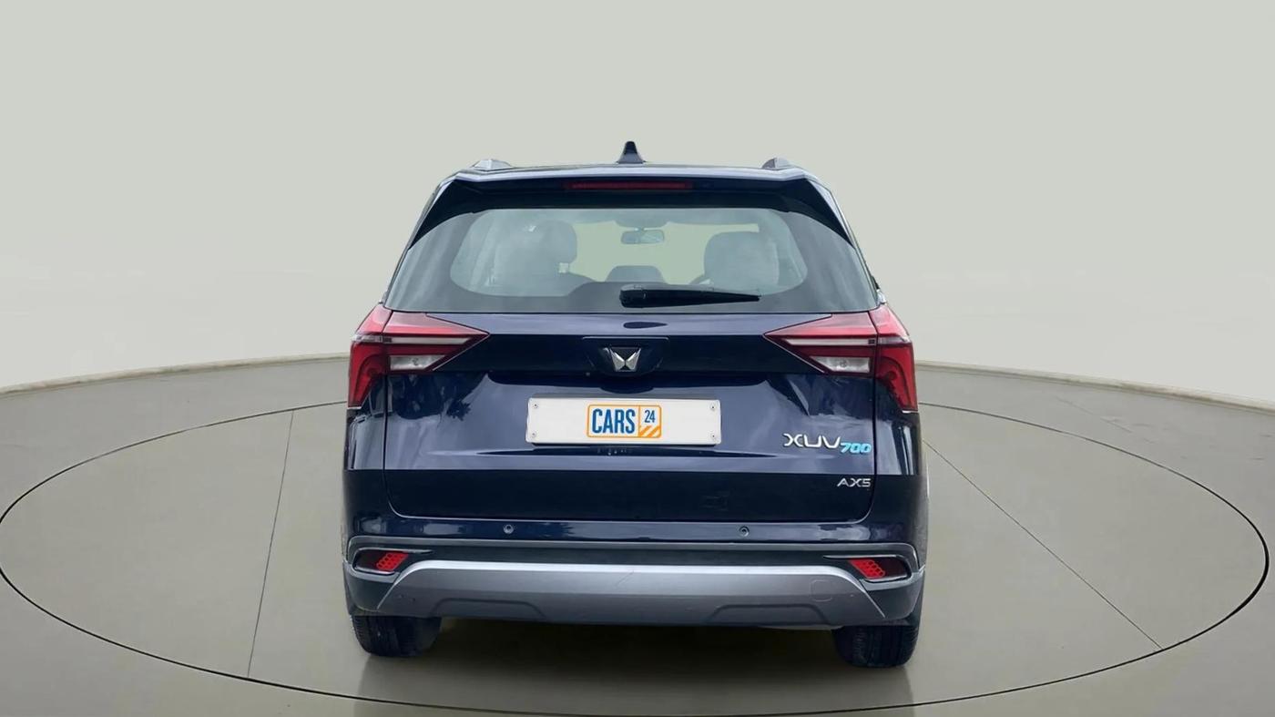 2022 Mahindra XUV700 AX 5 P MT 5 STR, Petrol, Manual, 22,083 km, Back/Rear