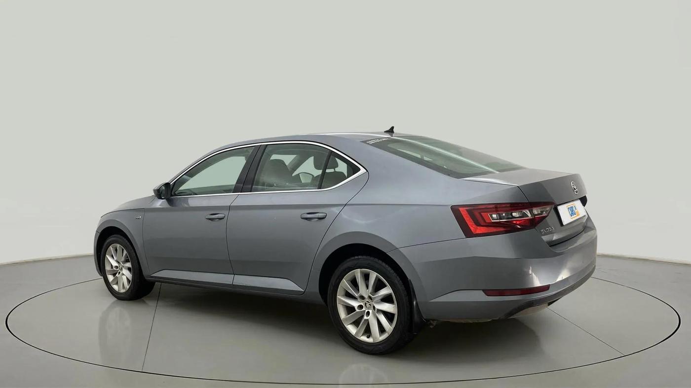 2017 Skoda Superb L&K 1.8 TSI AT, Petrol, Automatic, 54,460 km, Left Back Diagonal