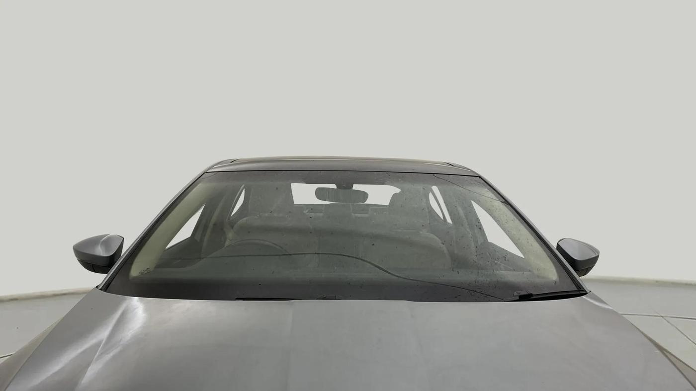 2017 Skoda Superb L&K 1.8 TSI AT, Petrol, Automatic, 54,460 km, Front Windshield