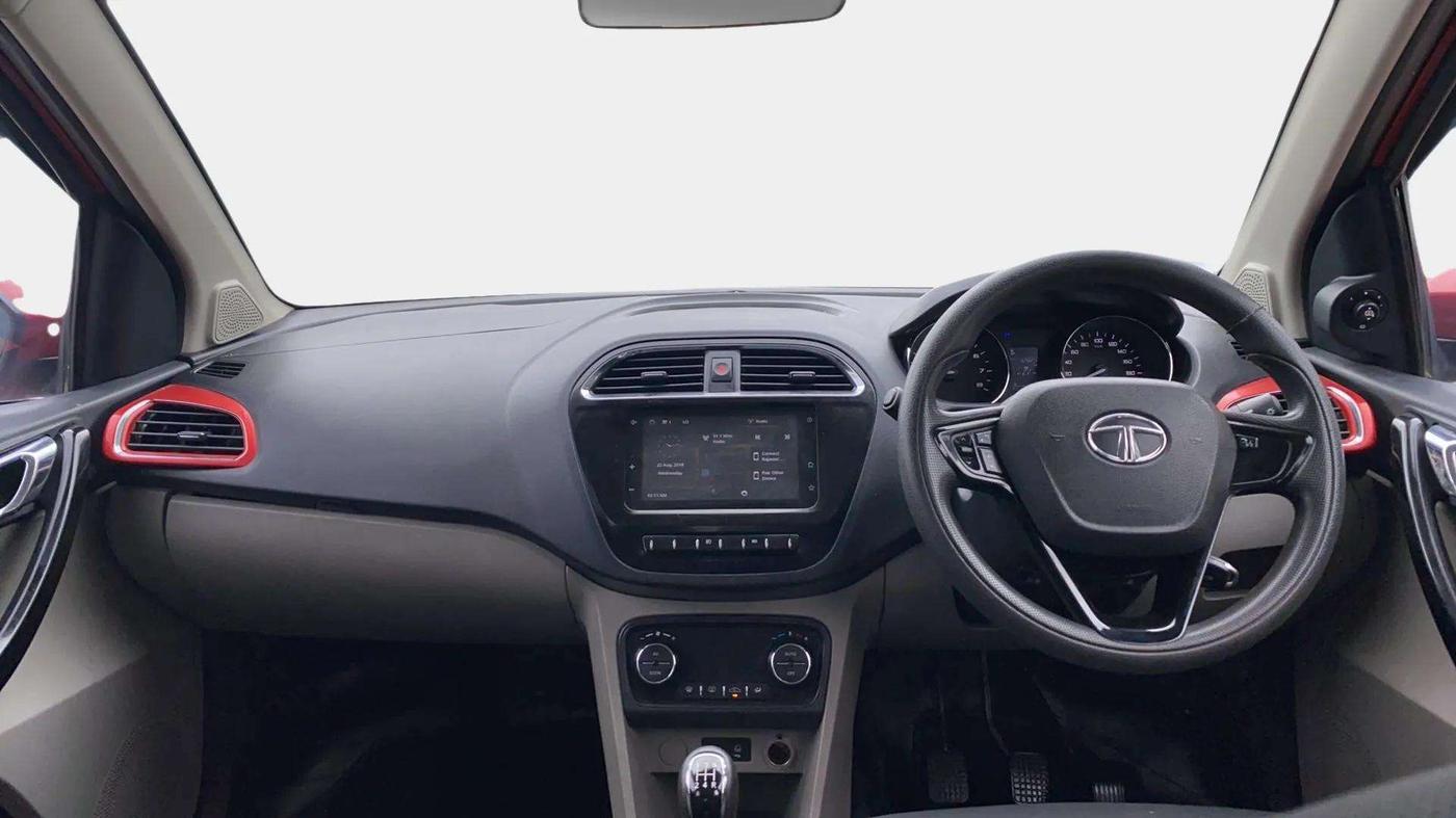 2019 Tata Tiago XZ PLUS PETROL, Petrol, Manual, 42,805 km, Dashboard