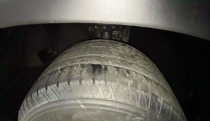 2021 Tata Safari XT PLUS, Diesel, Manual, 64,894 km, Left Front Tyre Tread