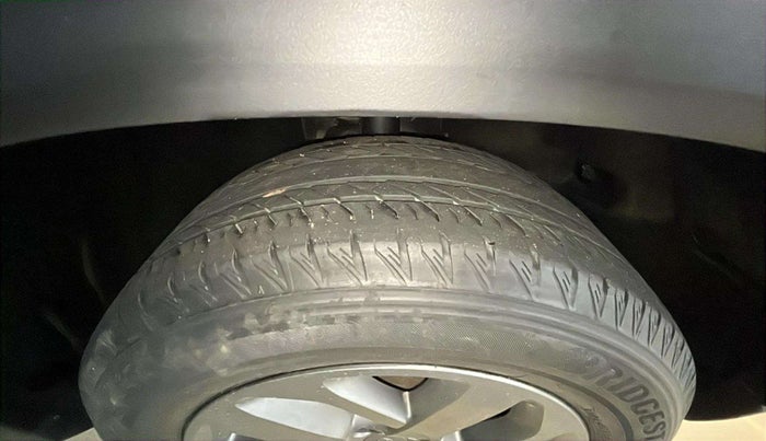 2021 Tata Safari XT PLUS, Diesel, Manual, 64,894 km, Left Rear Tyre Tread