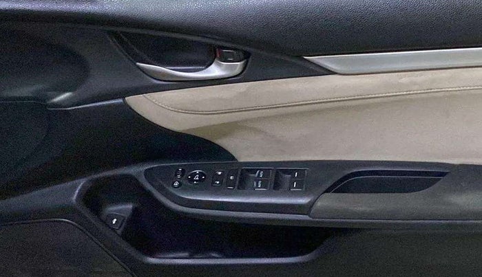 2019 Honda Civic 1.8L I-VTEC V CVT, Petrol, Automatic, 94,789 km, Driver Side Door Panels Control