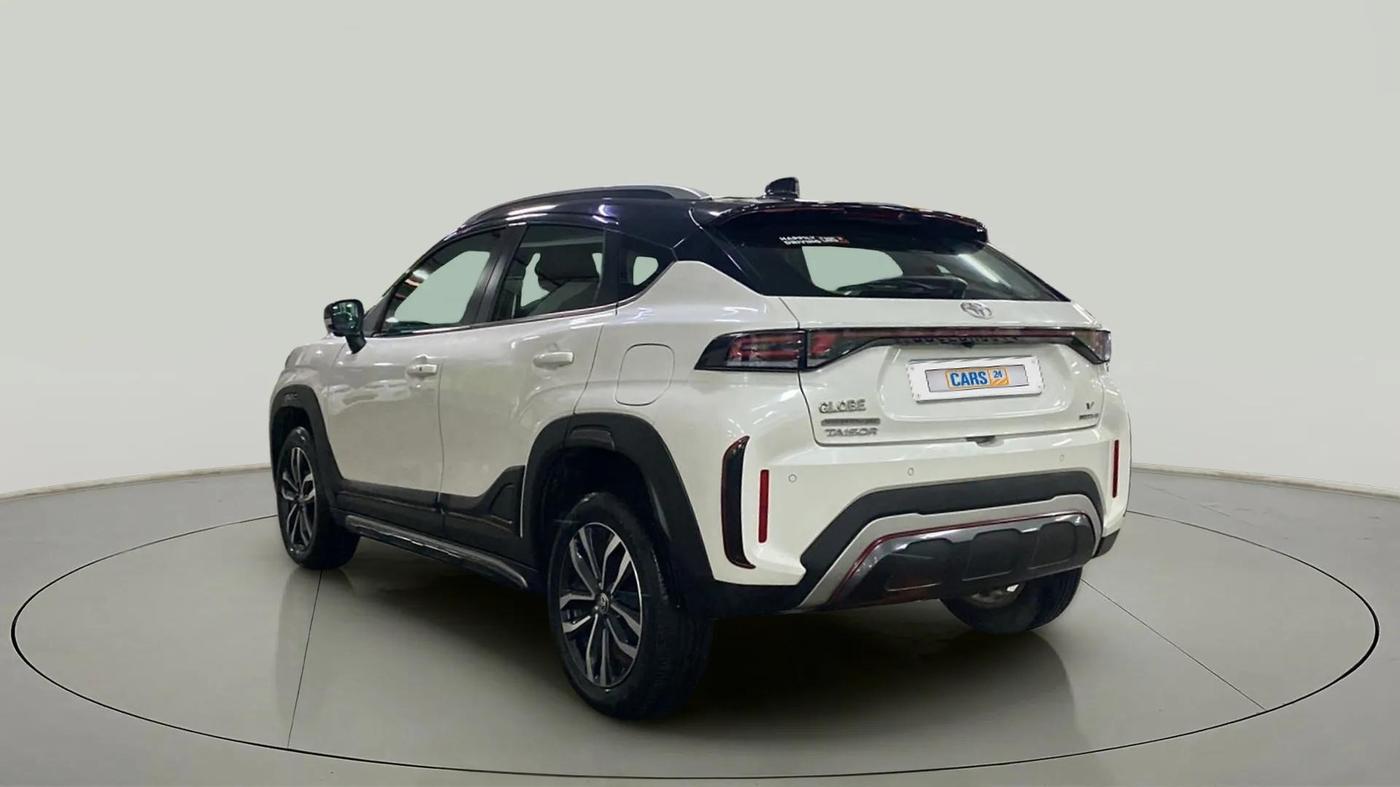 2024 Toyota Urban Cruiser Taisor V 1.0 Petrol MT Dual Tone, Petrol, Manual, 10,036 km, Left Back Diagonal