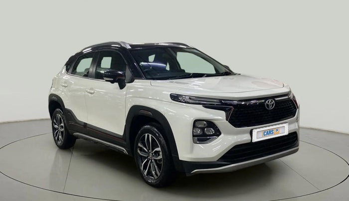 2024 Toyota Urban Cruiser Taisor V 1.0 Petrol MT Dual Tone, Petrol, Manual, 9,982 km, Right Front Diagonal