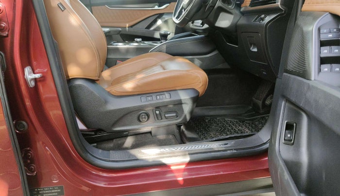 2020 MG GLOSTER SHARP 7 STR 2.0 TWIN TURBO 4WD, Diesel, Automatic, 28,984 km, Driver Side Adjustment Panel