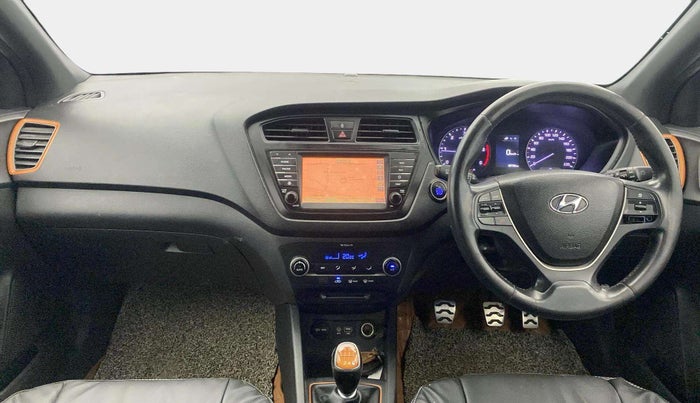 2017 Hyundai Elite i20 ASTA 1.4 CRDI DUAL TONE, Diesel, Manual, 98,719 km, Dashboard